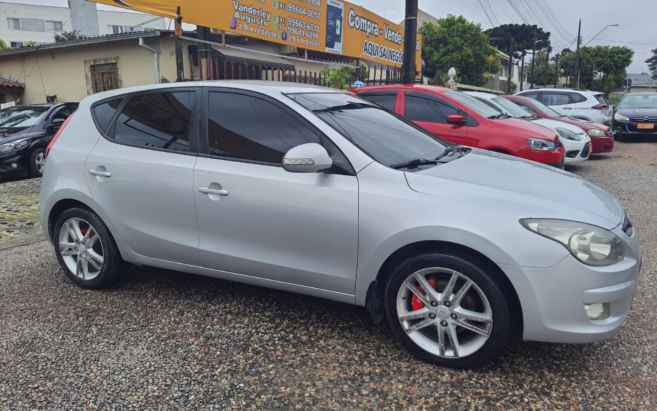 imagem-https://www.socarrao.com.br/sc-vehicle-images-prod/4168106/1790607354987-V2hhdHNBcHAgSW1hZ2UgMjAyNi0wOS0xMiBhdCAwOS41Ny4xNiAoMikuanBlZw.jpeg