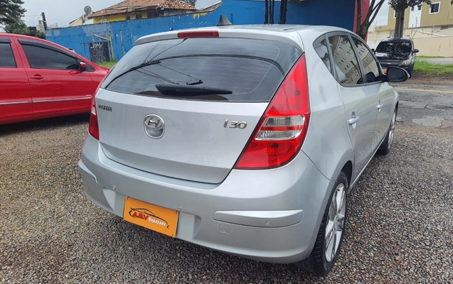 imagem-https://www.socarrao.com.br/sc-vehicle-images-prod/4168106/1790607355254-V2hhdHNBcHAgSW1hZ2UgMjAyNi0wOS0xMiBhdCAwOS41Ny4xNi5qcGVn.jpeg