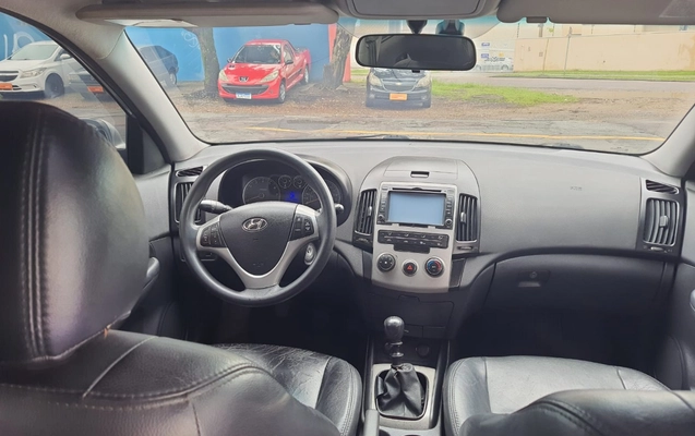 imagem-https://www.socarrao.com.br/sc-vehicle-images-prod/4168106/1790607355763-V2hhdHNBcHAgSW1hZ2UgMjAyNi0wOS0xMiBhdCAwOS41Ny4xMyAoMSkuanBlZw.jpeg
