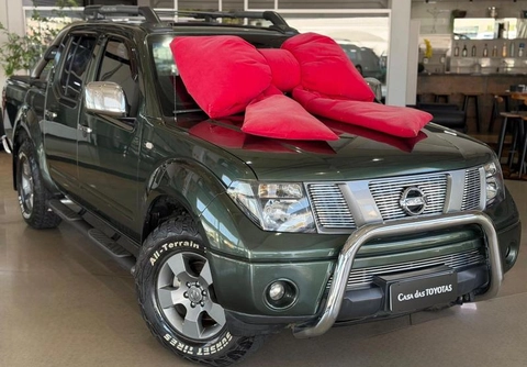 Nissan Frontier 2013 Verde — foto 1 de 3