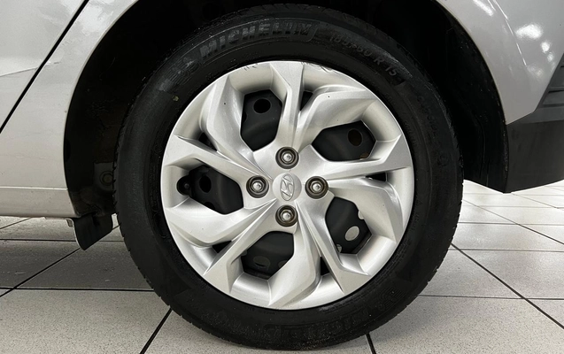 imagem-https://www.socarrao.com.br/sc-vehicle-images-prod/4168184/1790607612160-9339261c-8cf8-4236-9ea3-5e46e96ae652.jpg