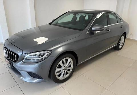 Mercedes-Benz C-180 2019 Cinza — foto 1 de 3