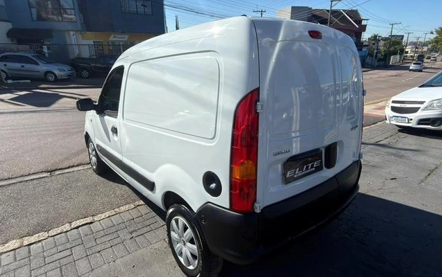 imagem-https://www.socarrao.com.br/sc-vehicle-images-prod/4168286/1790608096566-8510790_4_B_76018b2094.jpeg