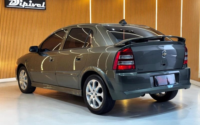 imagem-https://www.socarrao.com.br/sc-vehicle-images-prod/4168448/1790608379135-8475334_6_B_33767f7b21.jpeg