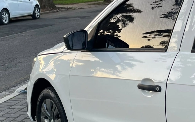 imagem-https://www.socarrao.com.br/sc-vehicle-images-prod/4168503/1790608624657-vehicle_image_1790608528_9489c1d8d4e784334cf7f3002f1cf03a.jpeg
