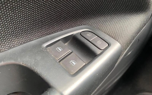 imagem-https://www.socarrao.com.br/sc-vehicle-images-prod/4168539/1790608955376-8510125_13_B_76309c96a4.jpeg
