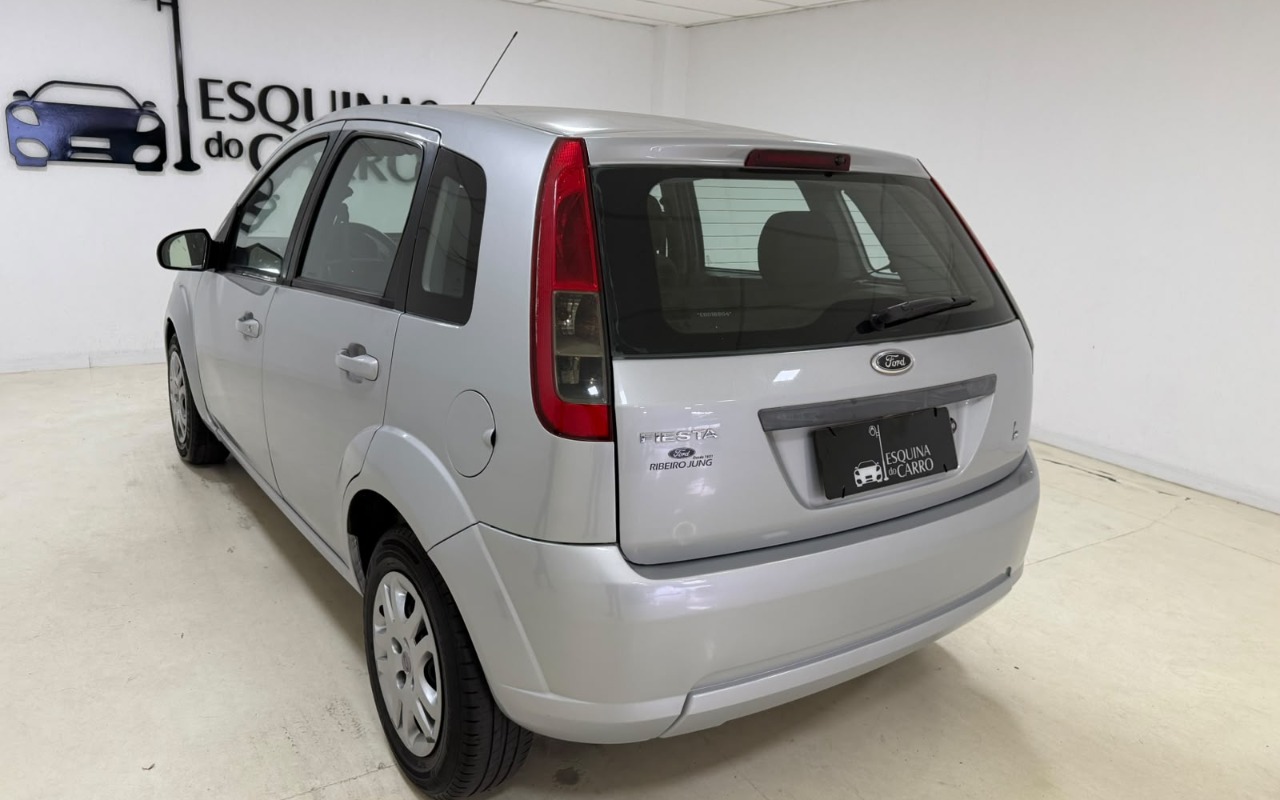 imagem-https://www.socarrao.com.br/sc-vehicle-images-prod/4168581/1790609036403-V2hhdHNBcHAgSW1hZ2UgMjAyNi0wOS0yNiBhdCAxMC4wOS4xNCAoMykuanBlZw.jpeg