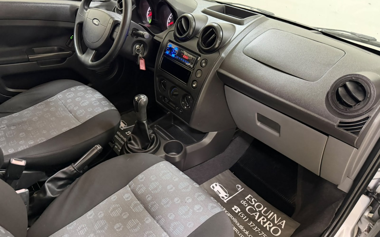 imagem-https://www.socarrao.com.br/sc-vehicle-images-prod/4168581/1790609036544-V2hhdHNBcHAgSW1hZ2UgMjAyNi0wOS0yNiBhdCAxMC4wOS4xNCAoNSkuanBlZw.jpeg