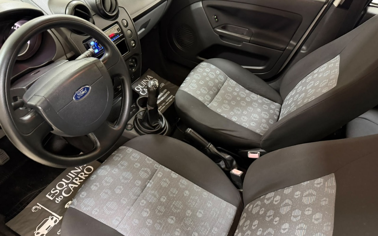 imagem-https://www.socarrao.com.br/sc-vehicle-images-prod/4168581/1790609036788-V2hhdHNBcHAgSW1hZ2UgMjAyNi0wOS0yNiBhdCAxMC4wOS4xNSAoMykuanBlZw.jpeg