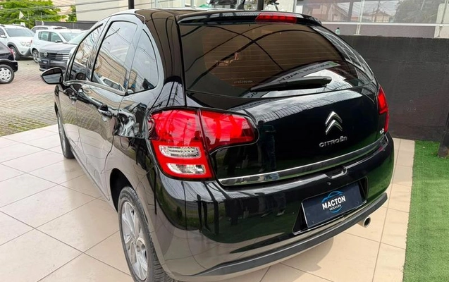 imagem-https://www.socarrao.com.br/sc-vehicle-images-prod/4168650/1790609264988-8519842_19_B_76fabf6725.jpeg