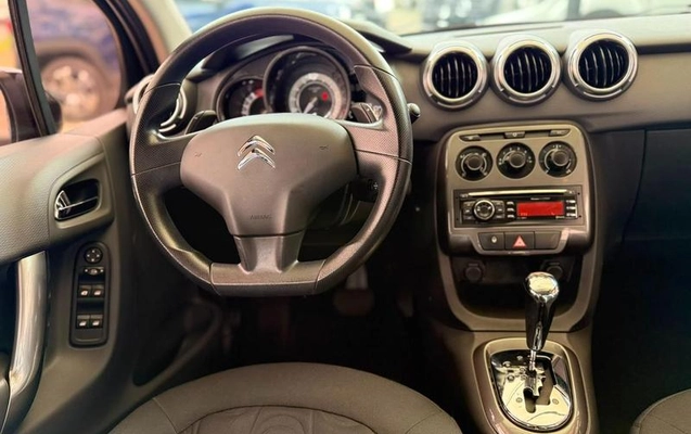 imagem-https://www.socarrao.com.br/sc-vehicle-images-prod/4168650/1790609264995-8519842_14_B_b344b0b0e5.jpeg