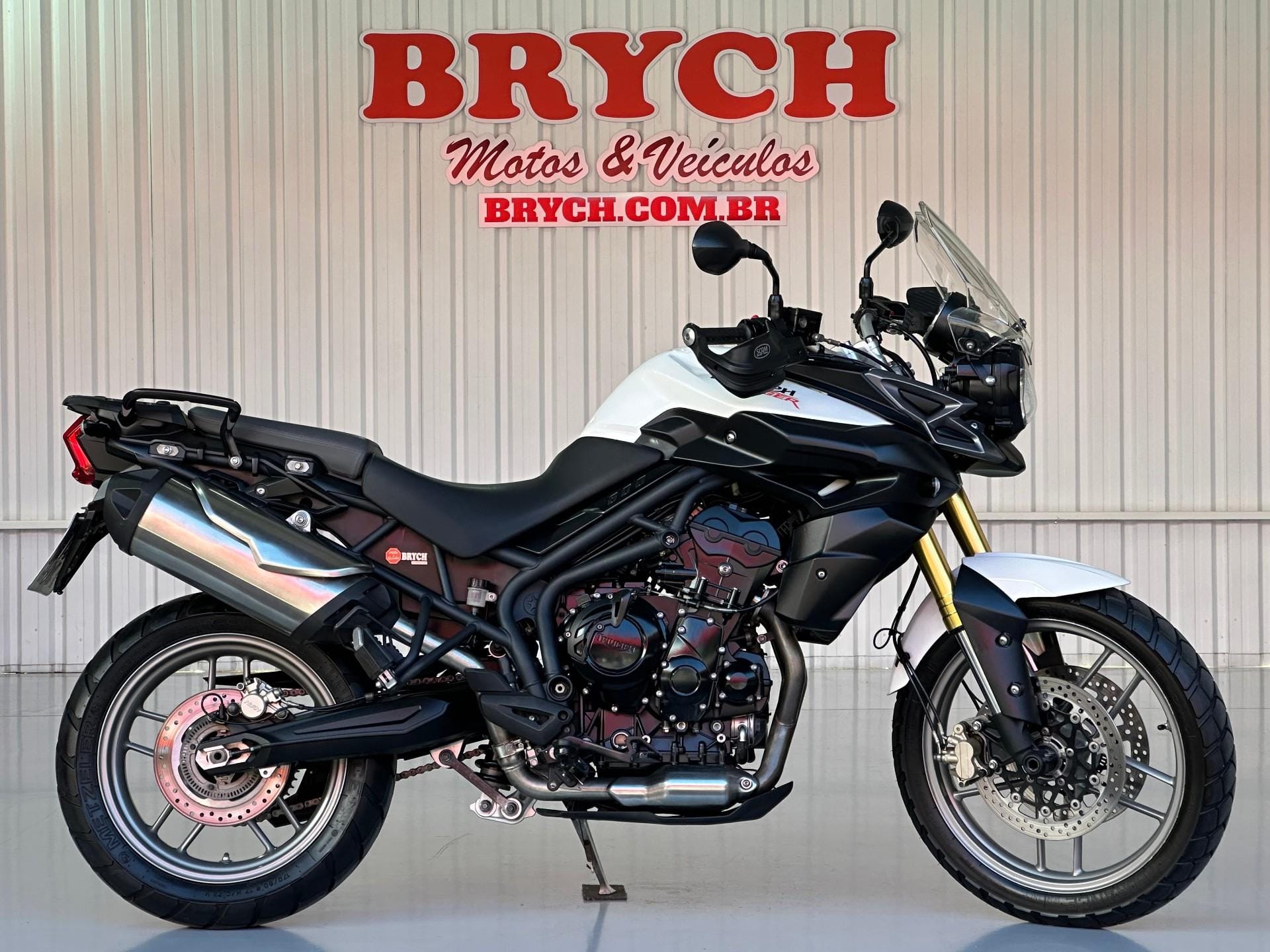 TRIUMPH TIGER 800  na cor Branco em Pomerode / SC - 41687