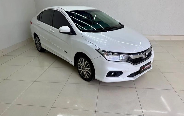 imagem-https://www.socarrao.com.br/sc-vehicle-images-prod/4168746/1790694624335-8469357_1_B_91cccbeb04.jpeg