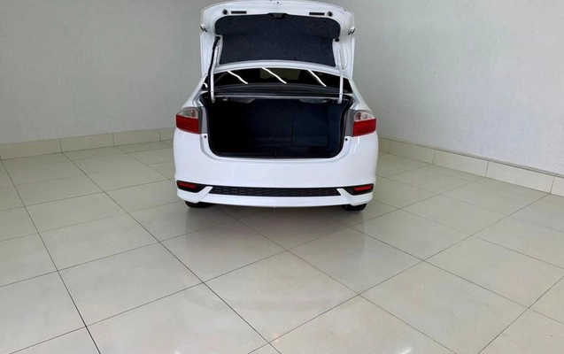 imagem-https://www.socarrao.com.br/sc-vehicle-images-prod/4168746/1790694624349-8469357_9_B_e34045f486.jpeg