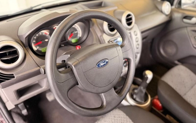 imagem-https://www.socarrao.com.br/sc-vehicle-images-prod/4168929/1790610042856-8323019_2_B_fc76d2fa3e.jpeg