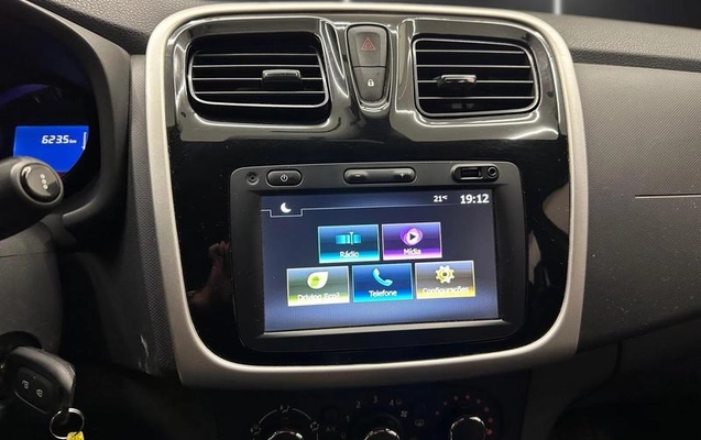 imagem-https://www.socarrao.com.br/sc-vehicle-images-prod/4168971/1790615740000-8445166_6_B_5a85676ae3.jpeg