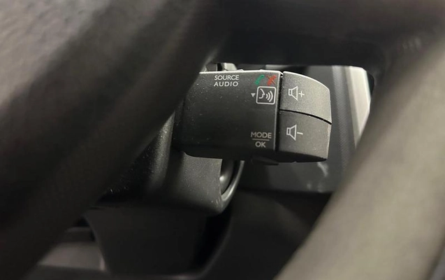 imagem-https://www.socarrao.com.br/sc-vehicle-images-prod/4168971/1790615740001-8445166_17_B_f2c80825e4.jpeg