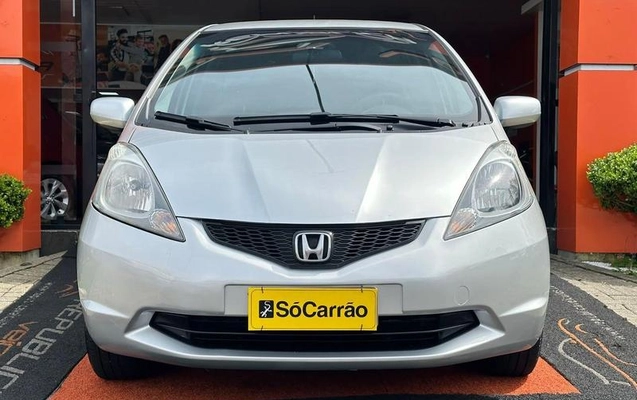 imagem-https://www.socarrao.com.br/sc-vehicle-images-prod/4169054/1790610463401-8500880_16_B_6a30db0627.jpeg