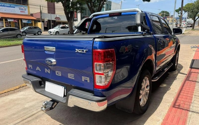 imagem-https://www.socarrao.com.br/sc-vehicle-images-prod/4169064/1790610674950-8520221_0_B_39d5c37ce5.jpeg