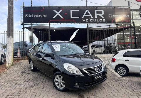 Nissan VERSA 2013 Preto — foto 1 de 3