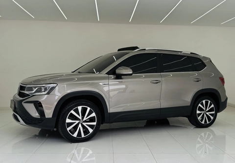 Volkswagen Taos 2022 Bege — foto 1 de 3