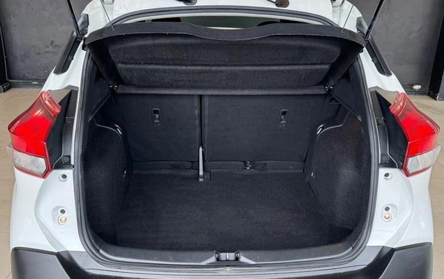 imagem-https://www.socarrao.com.br/sc-vehicle-images-prod/4169543/1790612059053-8471065_12_B_4ab1b09334.jpeg