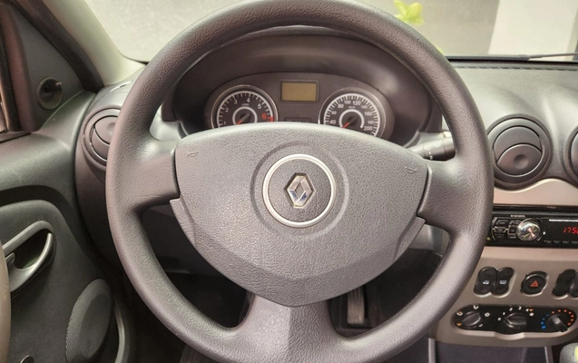 imagem-https://www.socarrao.com.br/sc-vehicle-images-prod/4169604/1790612795216-V2hhdHNBcHAgSW1hZ2UgMjAyNi0wOS0yOCBhdCAxMi4yNi40MiAoMSkuanBlZw.jpeg