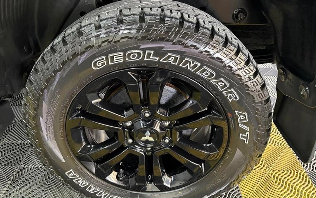 imagem-https://www.socarrao.com.br/sc-vehicle-images-prod/4169806/1790793749362-8455431_7_B_bcfee93972.jpeg