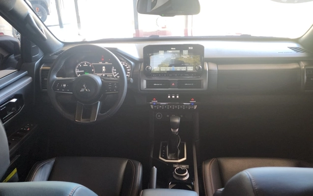 imagem-https://www.socarrao.com.br/sc-vehicle-images-prod/4169986/1790613180912-8aASlLmEjMY409BC1iGzB9uRvO8H8nZi.jpg