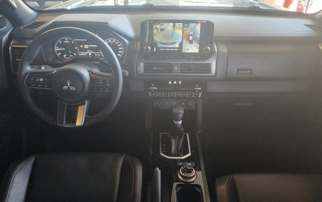 imagem-https://www.socarrao.com.br/sc-vehicle-images-prod/4170209/1790613638829-Vkrkw5c0RRclJXZP6OGf0gw9cFT2qvFT.jpg