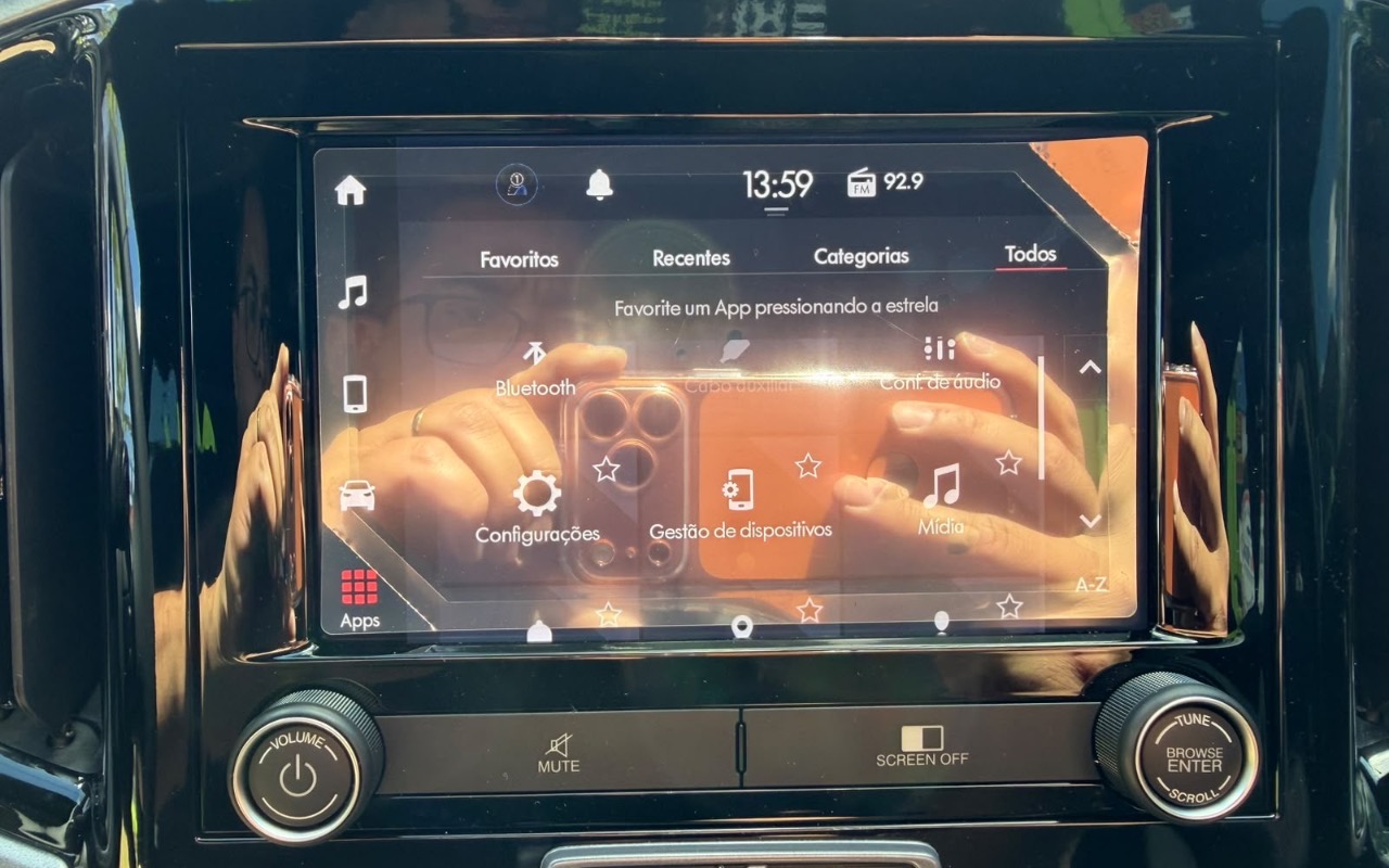 imagem-https://www.socarrao.com.br/sc-vehicle-images-prod/4170319/1790613826855-YzVlYjlkNjMtY2U2YS00MWQ2LWFiMGMtZjlhZDYzNDg0OGU1LmpwZWc.jpeg
