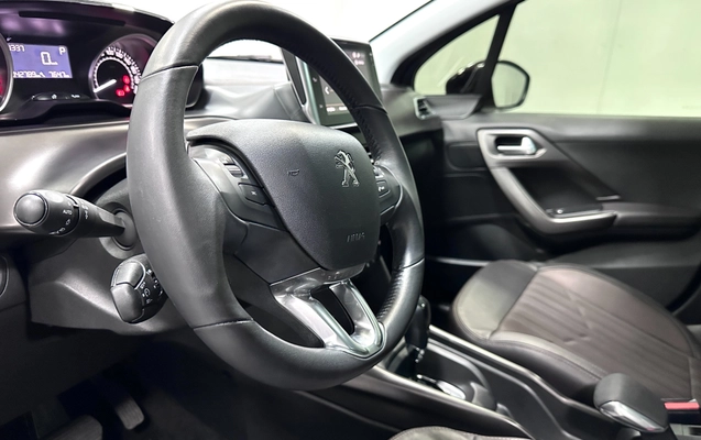 imagem-https://www.socarrao.com.br/sc-vehicle-images-prod/4170510/1790614418715-7b9c1c09-5814-469a-a5ee-9c0d63ff5640.jpg