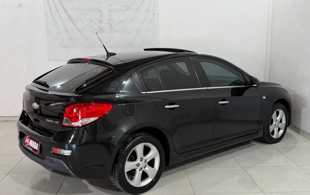 imagem-https://www.socarrao.com.br/sc-vehicle-images-prod/4170525/1790615334822-ec6cfd0b2e8543d392cdc96fc0e07627_1790597950937.jpg