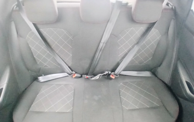 imagem-https://www.socarrao.com.br/sc-vehicle-images-prod/4170687/1790614613519-3_105215.jpg