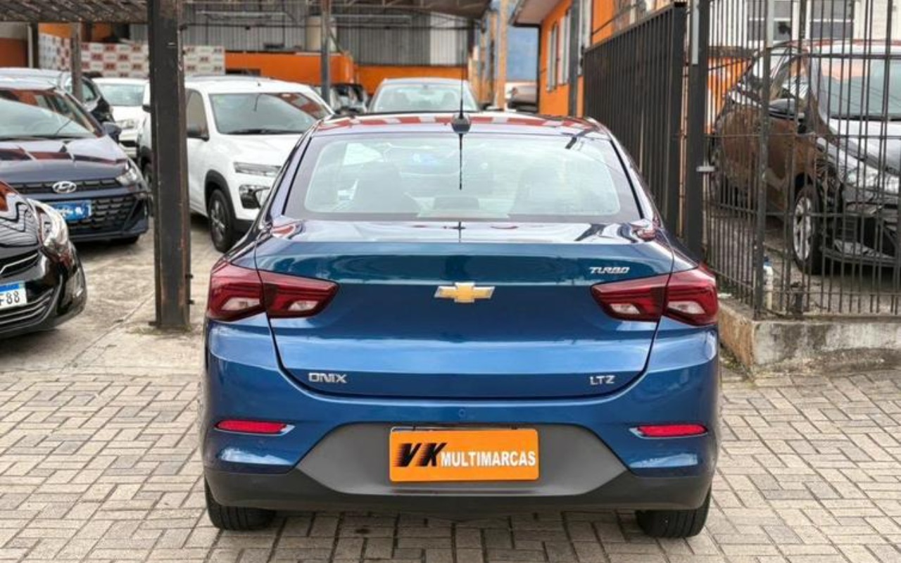 imagem-https://www.socarrao.com.br/sc-vehicle-images-prod/4170704/1790614636962-ODUxNjE2NV8xMl9CXzQzYjYwNDVhNDguanBlZw.jpeg
