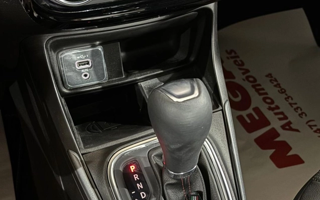 imagem-https://www.socarrao.com.br/sc-vehicle-images-prod/4170922/1790615218639-12eb6c2d3cab4abeb3cae08fe2333183_1790614054394.jpg