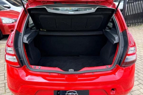 imagem-https://www.socarrao.com.br/sc-vehicle-images-prod/4171012/1790615099708-8494545_7_B_2d0d379ab5.jpeg