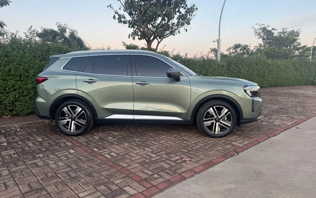 imagem-https://www.socarrao.com.br/sc-vehicle-images-prod/4171083/1790616134432-vehicle_image_1790614434_afb0adcb1ba234ab2814b356e2cb63c5.jpeg