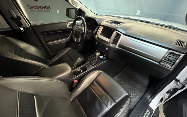 imagem-https://www.socarrao.com.br/sc-vehicle-images-prod/4171193/1790615462581-8_020957.jpg