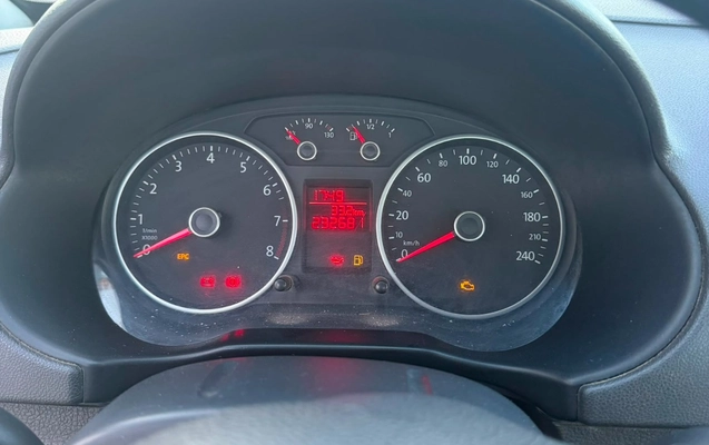imagem-https://www.socarrao.com.br/sc-vehicle-images-prod/4171199/1790615471903-NDc4MTRkZTYtMjhhMy00MGUxLTg1YzgtNzMxNWYzMWE0NmRiLmpwZw.jpg