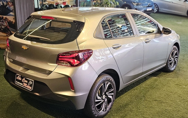 imagem-https://www.socarrao.com.br/sc-vehicle-images-prod/4171255/1790615558450-PqFo2vYGNHHP6w3d7EMSM4DkmQOeg2JM.jpg