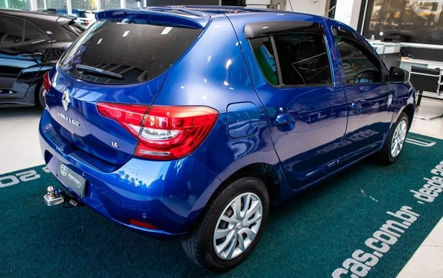 imagem-https://www.socarrao.com.br/sc-vehicle-images-prod/4171264/1790617832359-8517419_10_B_93f7539d73.jpeg