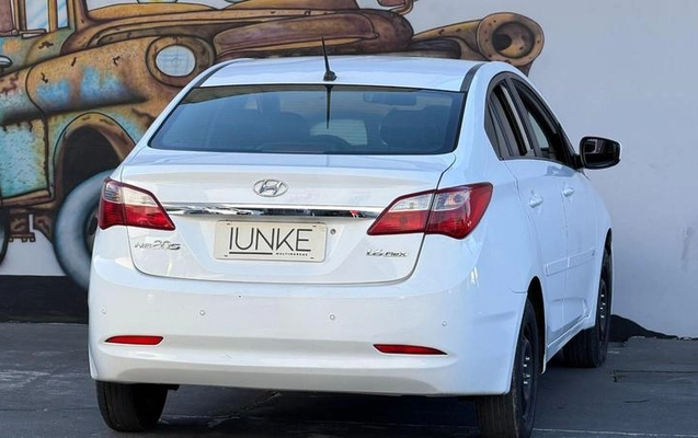imagem-https://www.socarrao.com.br/sc-vehicle-images-prod/4171407/1790615834241-8427292_5_B_2c658b7465.jpeg