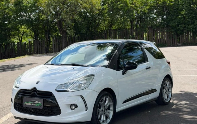 imagem-https://www.socarrao.com.br/sc-vehicle-images-prod/4171507/1790616199766-V2hhdHNBcHAgSW1hZ2UgMjAyNi0wOS0yOCBhdCAxNC4xNC4yNi5qcGVn.jpeg