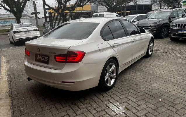 imagem-https://www.socarrao.com.br/sc-vehicle-images-prod/4171644/1790616429573-V2hhdHNBcHAgSW1hZ2UgMjAyNi0wOS0xOCBhdCAxNi4zMy40OCAoMSkuanBlZw.jpeg