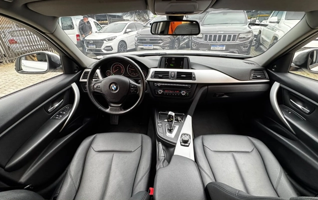 imagem-https://www.socarrao.com.br/sc-vehicle-images-prod/4171644/1790616430053-V2hhdHNBcHAgSW1hZ2UgMjAyNi0wOS0xOCBhdCAxNi4zMy40OSAoMSkuanBlZw.jpeg