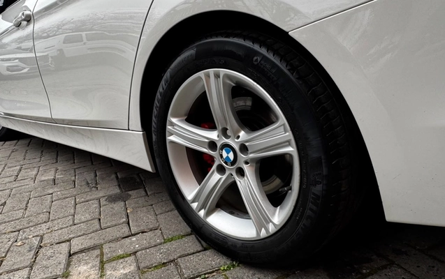 imagem-https://www.socarrao.com.br/sc-vehicle-images-prod/4171644/1790616430353-V2hhdHNBcHAgSW1hZ2UgMjAyNi0wOS0xOCBhdCAxNi4zMy40OSAoNSkuanBlZw.jpeg