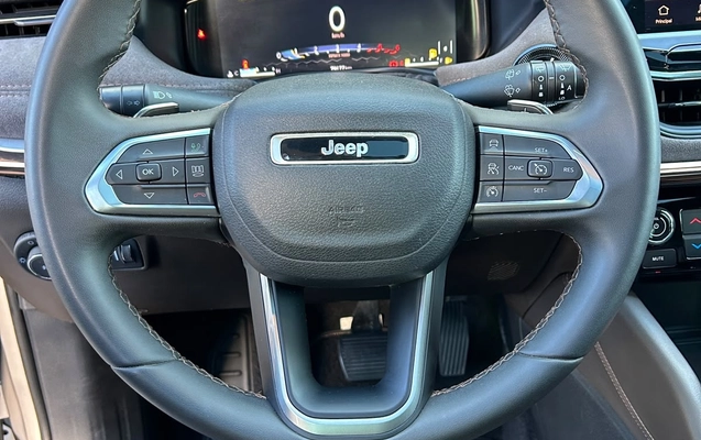 imagem-https://www.socarrao.com.br/sc-vehicle-images-prod/4171655/1790620206548-4f73d773-403d-4a1a-8e3c-ef3519c0dc98.jpg
