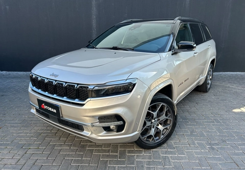 Jeep Commander 2023 Amarelo — foto 1 de 3