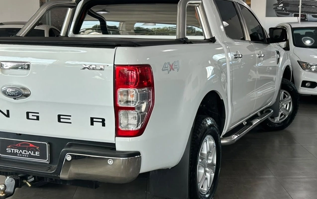 imagem-https://www.socarrao.com.br/sc-vehicle-images-prod/4171662/1790619401521-bd0052b026cb4909974aa0d7709847c0_1790616495573.jpg